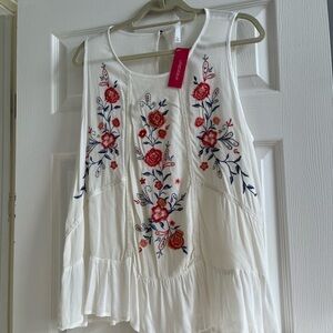 Floral Embroidered White Sleeveless Top